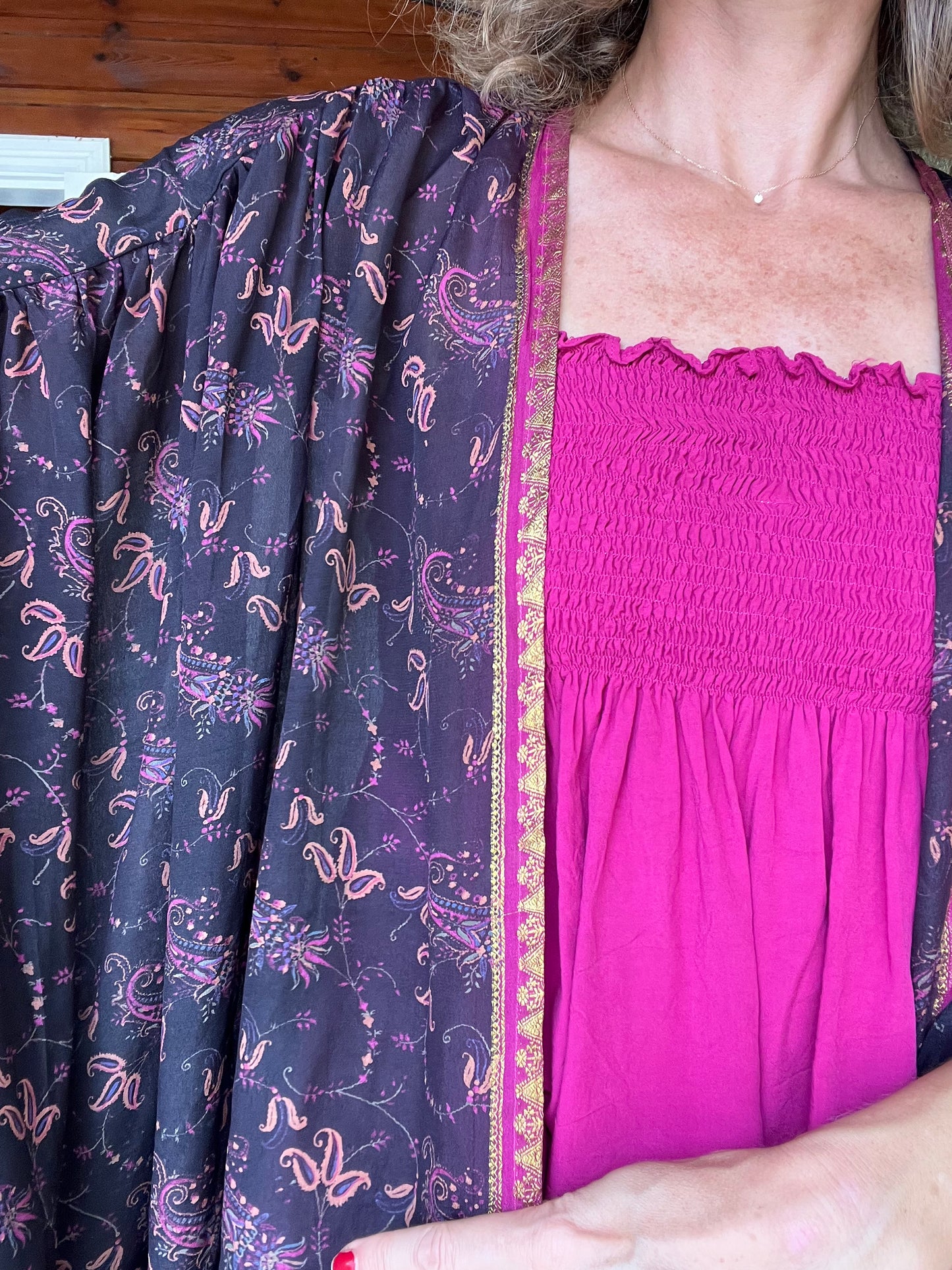 Kimono Meekha long black and gold