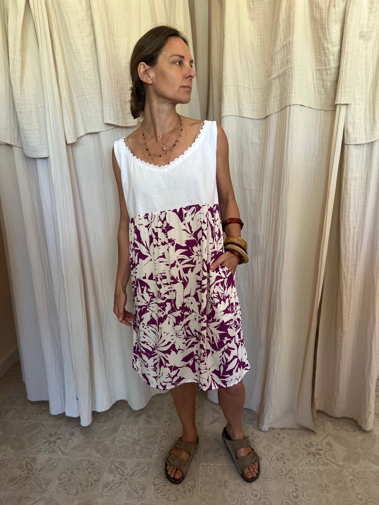 Robe Henriette col V S-M+ 🤍🫐 💜