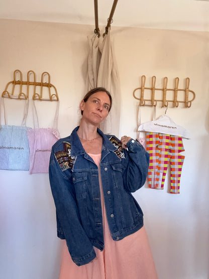 Veste upcyclée broderie main