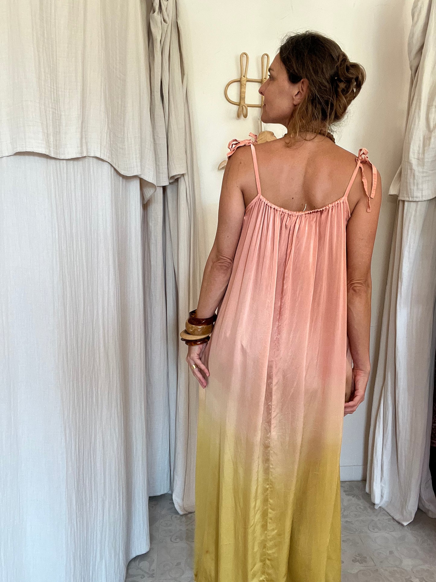 Robe Laura