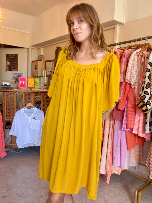 Robe Simone ☀️