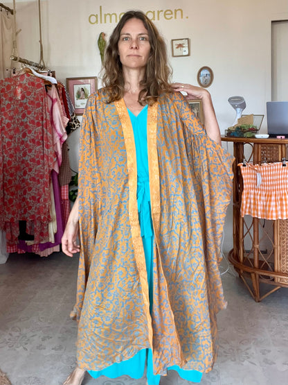 Kimono Meekha💛