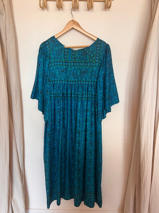 Robe Akansha
