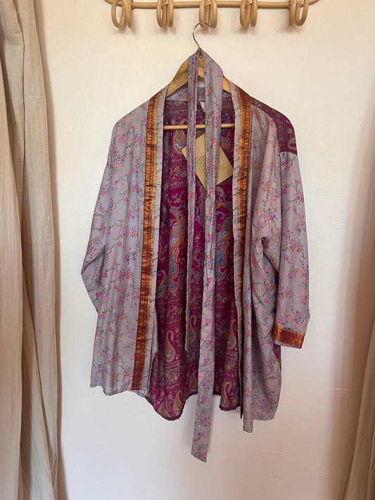 Kimono Mala court