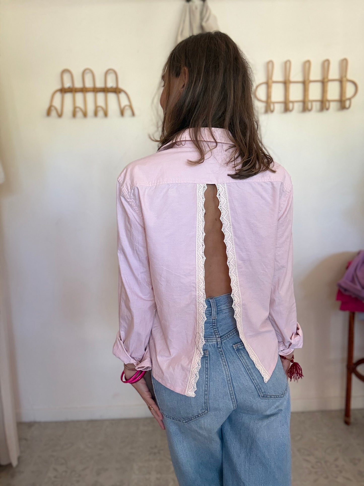 Chemise upcyclée dos ouvert 💕