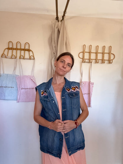 Veste upcyclée broderie main Oversize sans manches