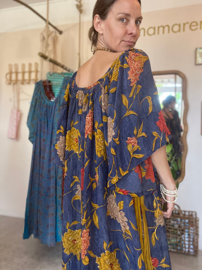 Robe Sahira brodée ❤️💙💛