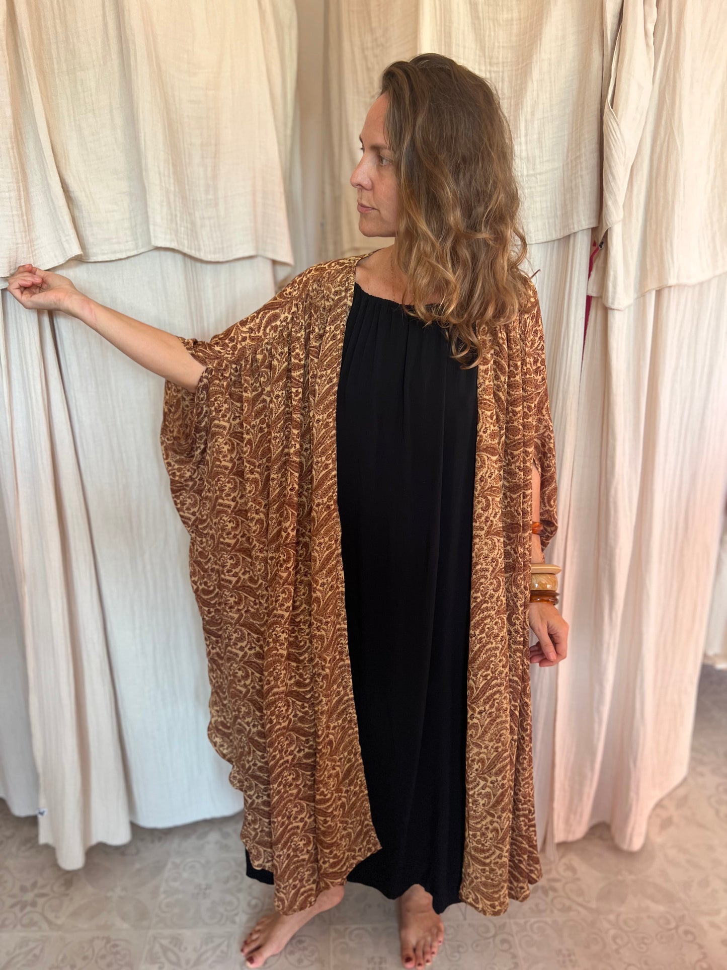 Kimono Meekha 🤎💛