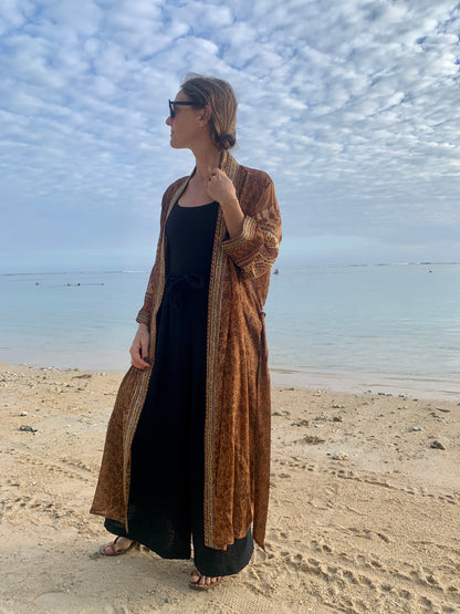 Kimono Jaya Brown | almamaren.